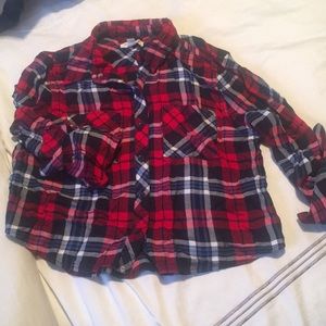 BeachLunchLounge Crop Plaid Long Sleeve Button Up